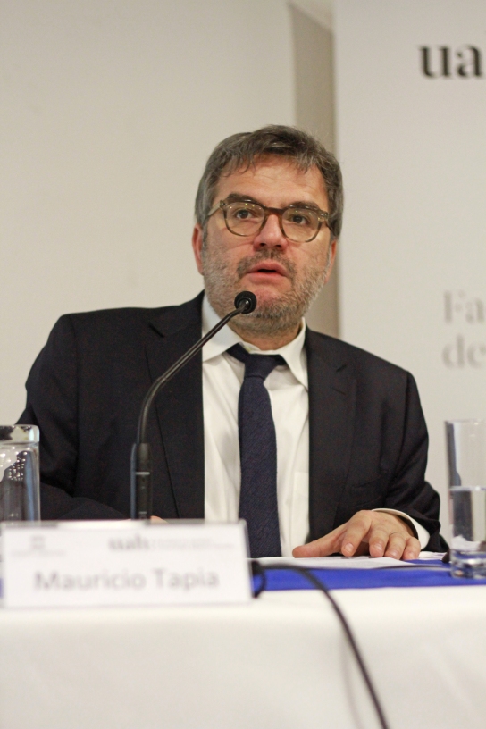 Prof. Mauricio Tapia